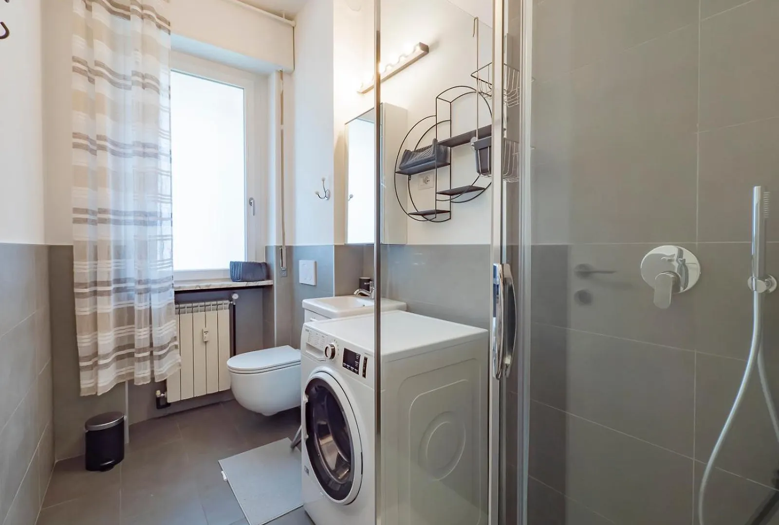 Xenia Apartments - Luminous Suite In Citylife 米兰