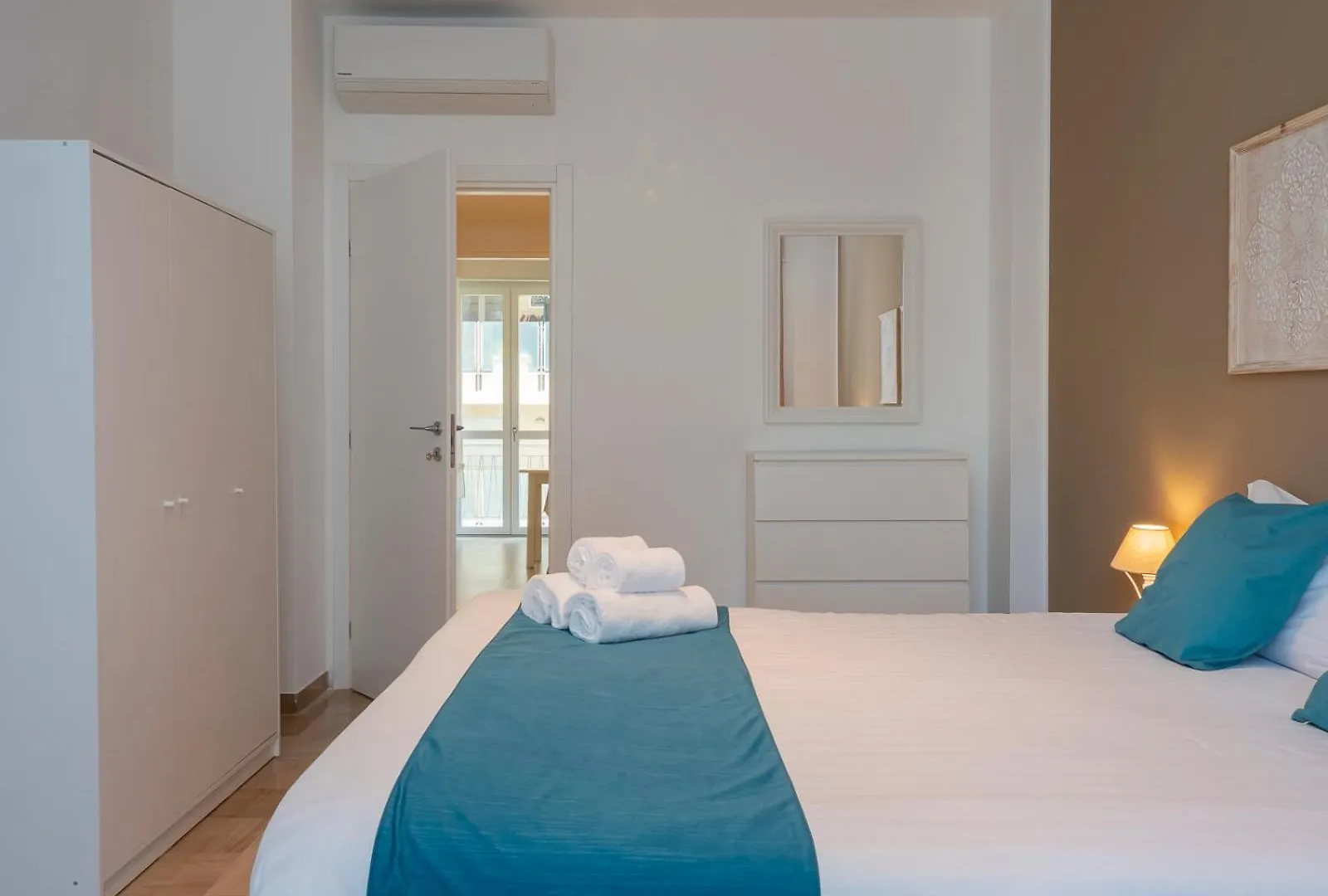 Xenia Apartments - Luminous Suite In Citylife 米兰 0*,  意大利